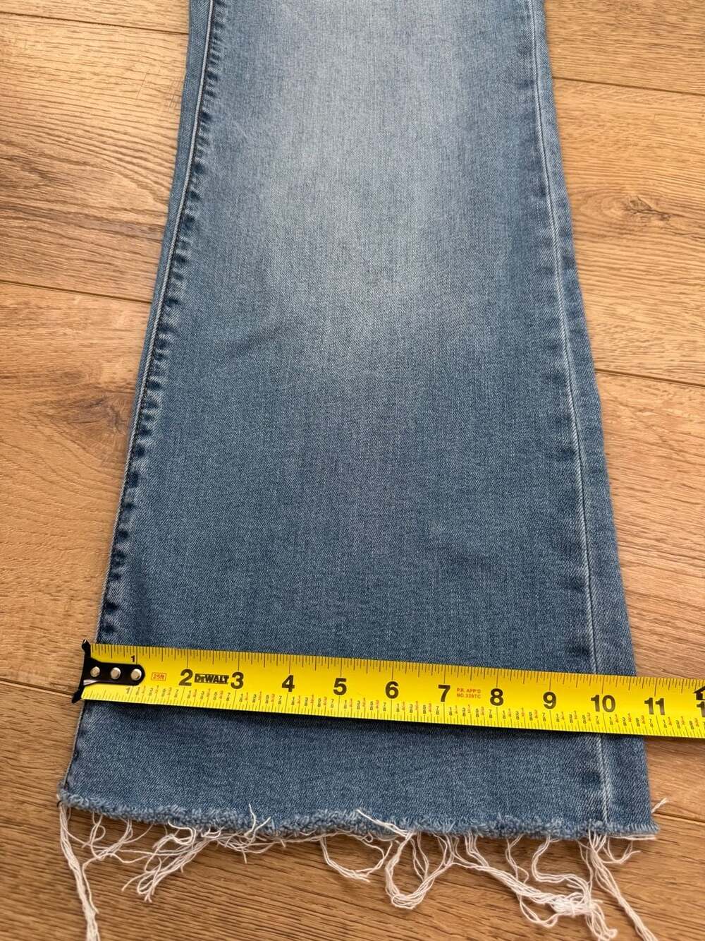 KUT from the Kloth Meg Fab Ab High Rise Wide Leg Raw Hem Jeans Size 0 Blue - Picture 11 of 15